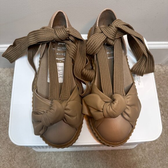 Puma X Fenty by Rihanna Women's 5.5 Creeper Bow Leather Platform Sandals - Picture 2 of 8